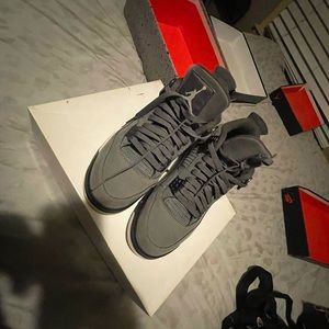 Air Jordan 4 Retro 'Cool Grey'